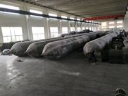 Воздушные подушки черного корабля спасения имущества морского резинового запуская