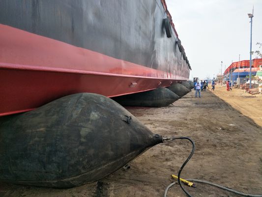 Морские подушки воздуха для запуска судна или причала