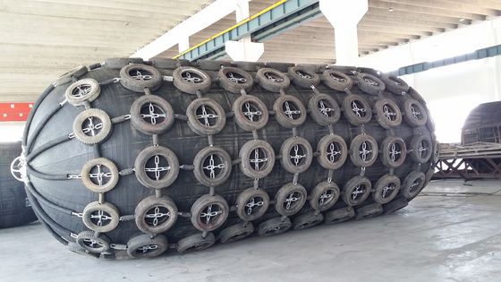 Настраиваемые резиновые воздушные подушки морского назначения длиной 1,5 м х 15 м для запуска и стыковки судов